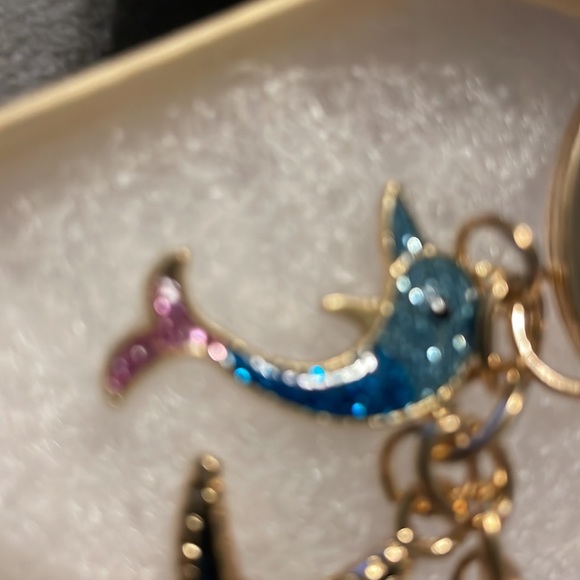 Seashells Beach Dolphin Starfish Sanddollar Beautiful Keychain Bag Charm - Picture 5 of 7